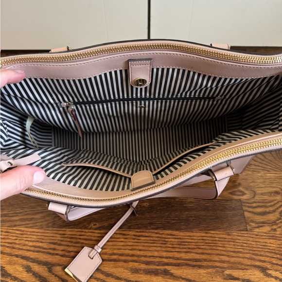 Kate Spade square tote - Picture 3 of 3